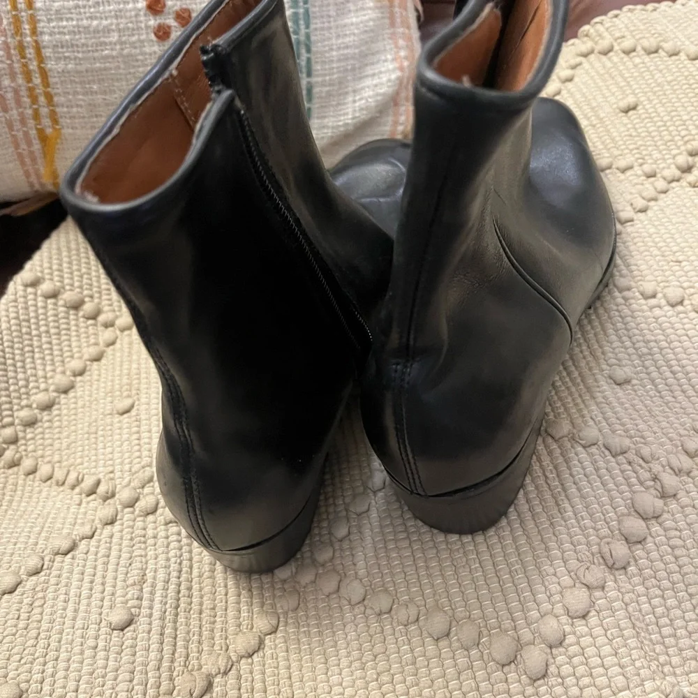 Women's black Ankle Boots - Picture 6 of 7